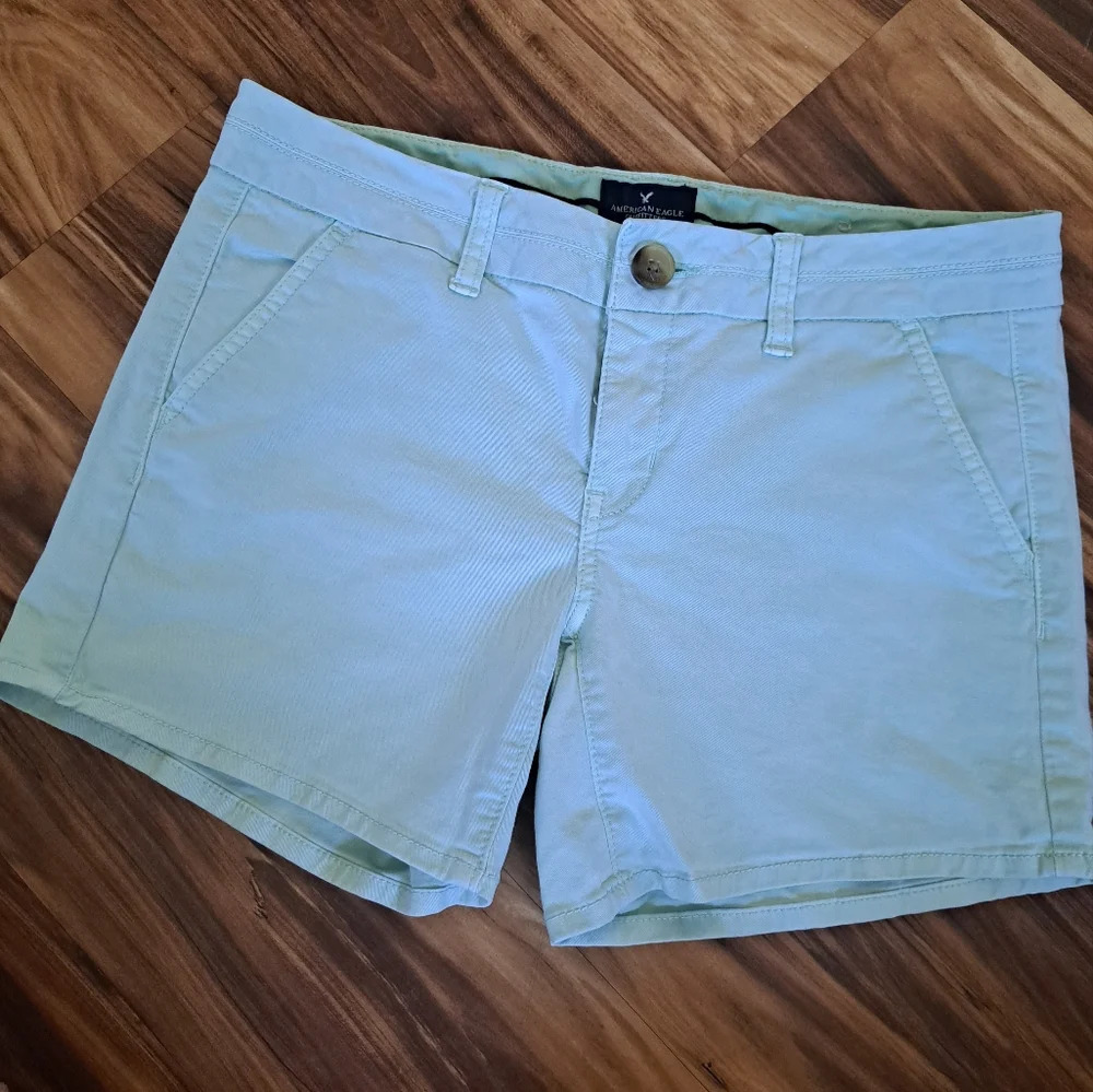 American Eagle Outfitters Light Green Women Shorts